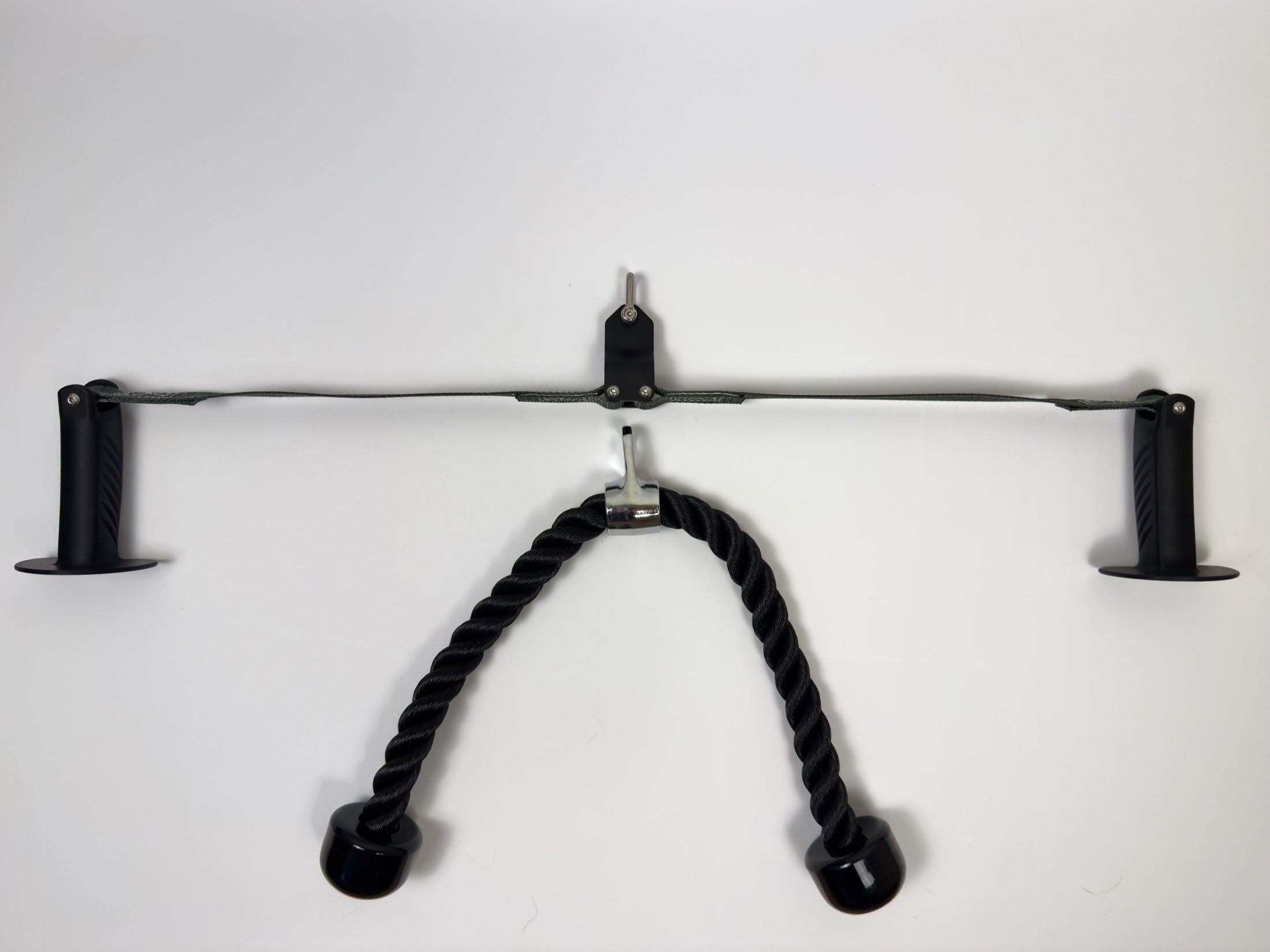 ForgePull comparison photo with standard rope attachment